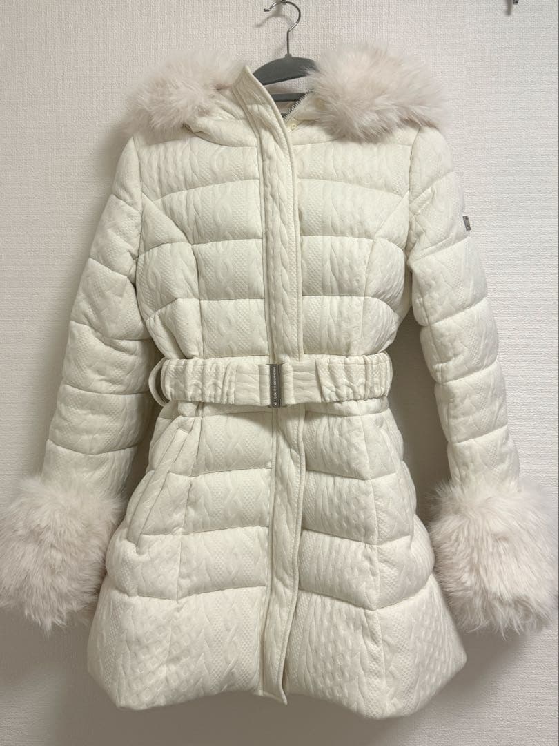 ミシェルマカロン ケーブル柄ベルト付きダウンコート ダウンコート