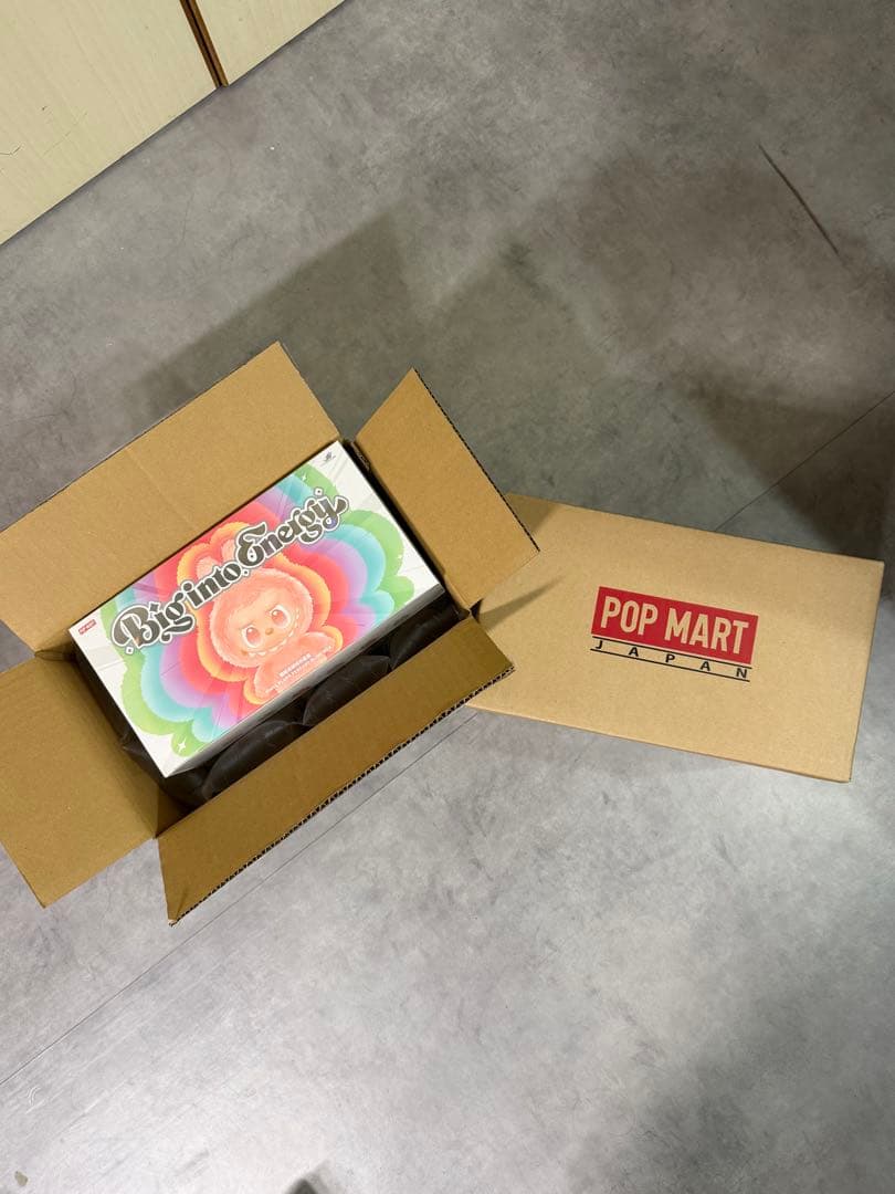 【正規品】Labubu Big into Energy 未開封　2アソート