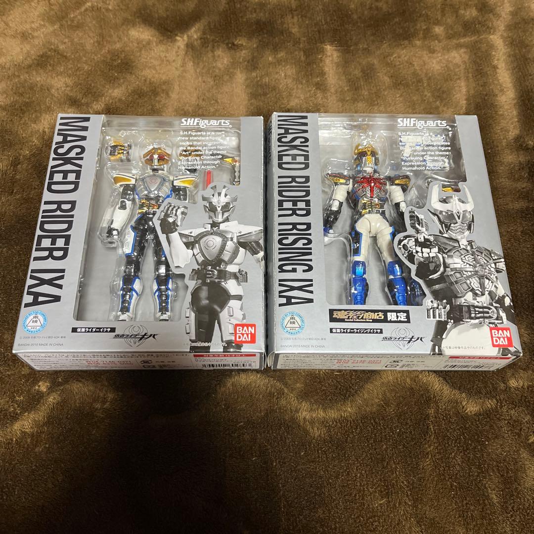 S.H.Figuarts仮面ライダーイクサ・ライジングイクサ　フィギュアーツ
