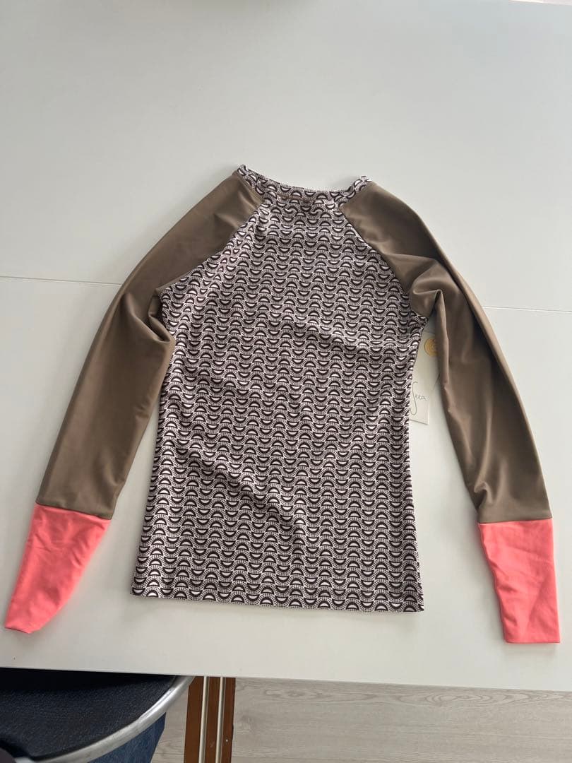 週末限定値下げ！　seea 新品未使用　ラッシュガード　XS Seea Hermosa One Piece Mulberry|沖縄サーフィンショップ「YES SURF」