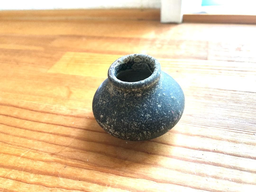 タイ・骨董・出土品】宋胡録（スンコロク）黒釉 小壺（1301年~1600年