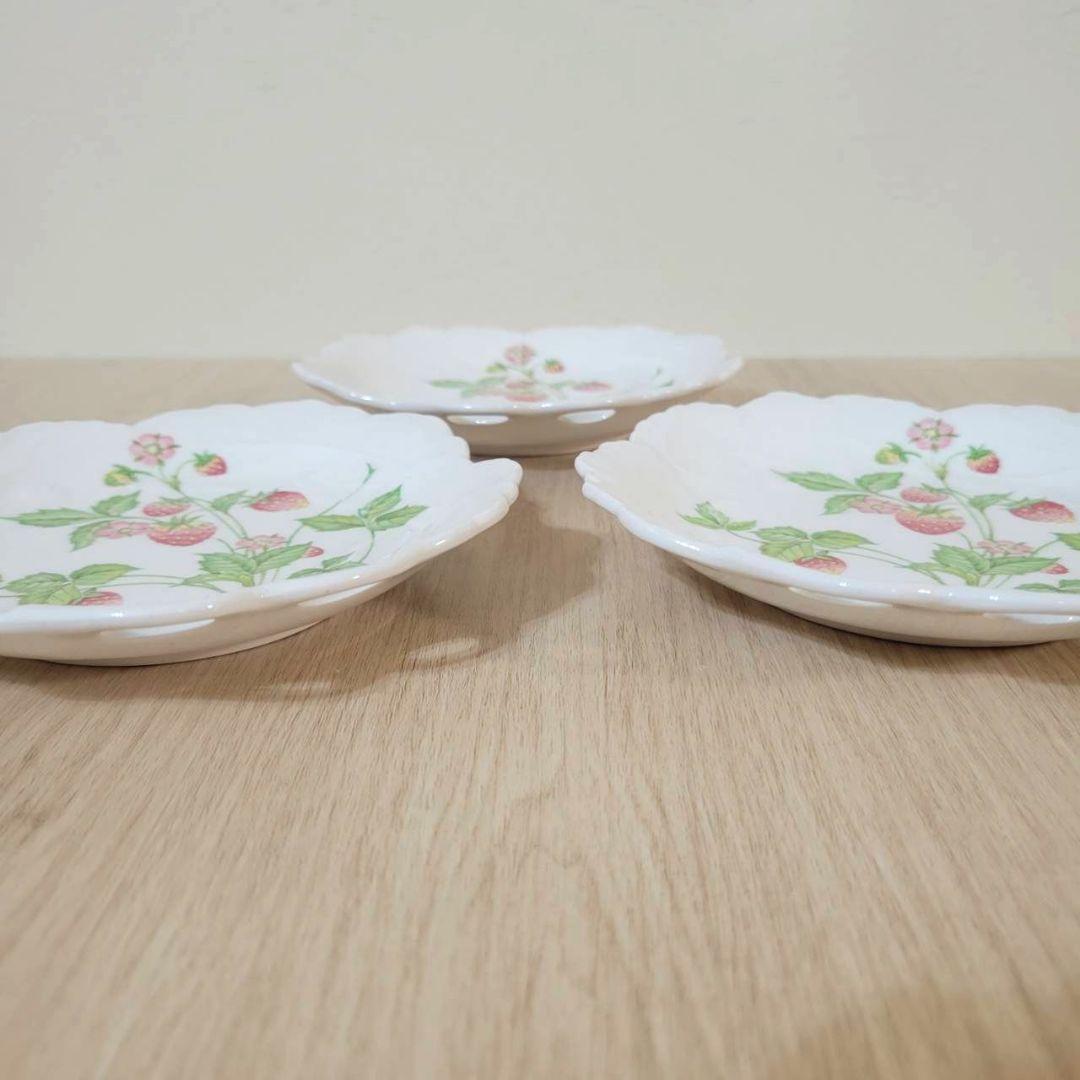 3枚セット】ミタニ いちご柄 ストロベリー柄 MITANI JAPAN 陶器 - メルカリ