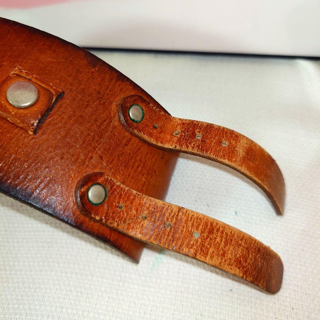 gbb custom leather ジョニーデップ着用 レザーブレスレット - メルカリ