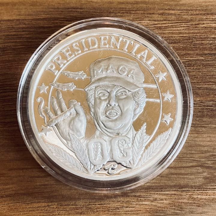 （超激レア！）トランプ大統領　1オンス 銀貨　プレジデンタルOG