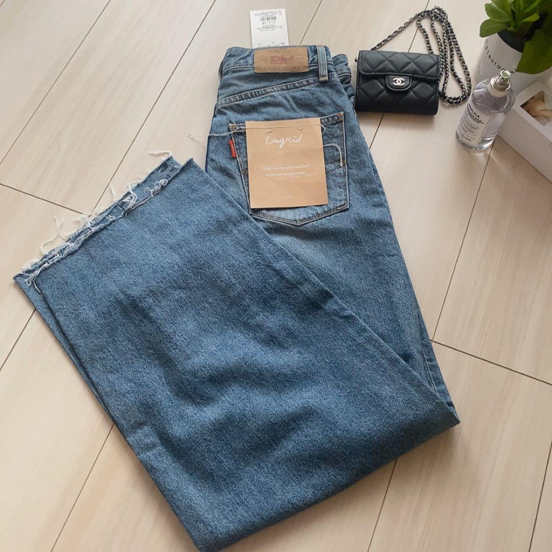 新品未使用タグ付　Ungrid デザインタックカーブデニムパンツ 24インチ