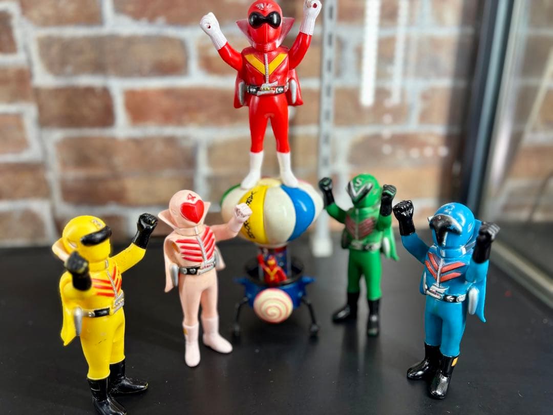 福*郎様 秘密戦隊ゴレンジャー　ソフビ　ポピー　フィギュア 5体セット当時物 Amazon.co.jp: 秘密戦隊ゴレンジャー ソフビ ポピー製 当時物 4体