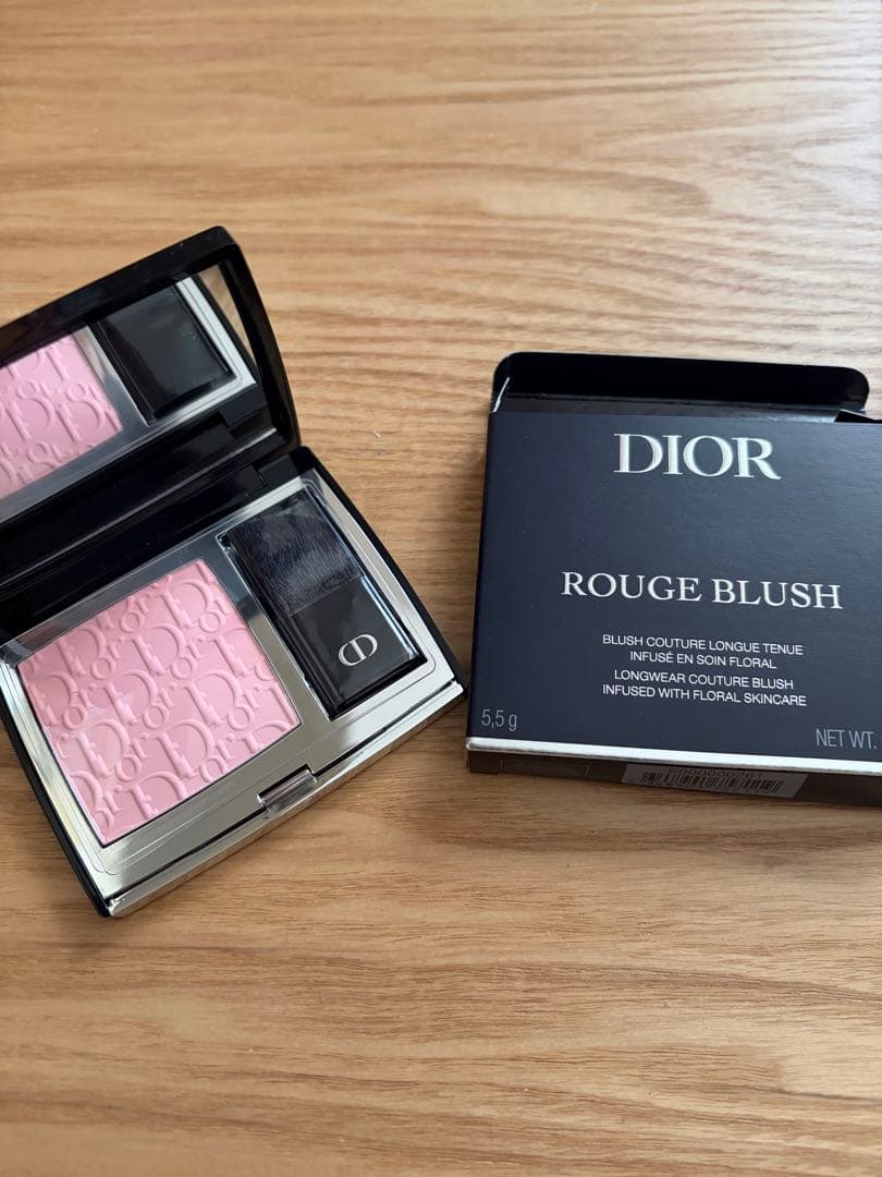 新宿伊勢丹限定 新品未使用 Diorチーク