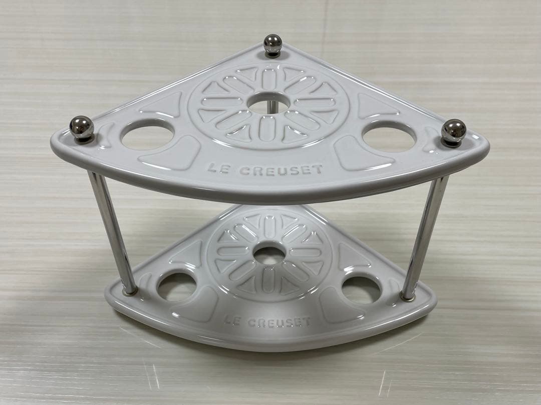 ル・クルーゼ　ラムカンスタンド　ホワイト