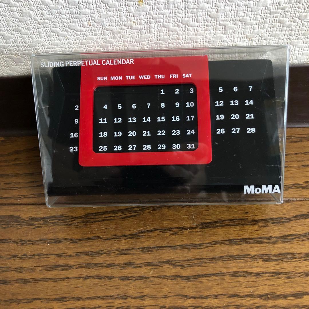 値下げ！ MoMA スライディングカレンダー 万年カレンダー - メルカリ