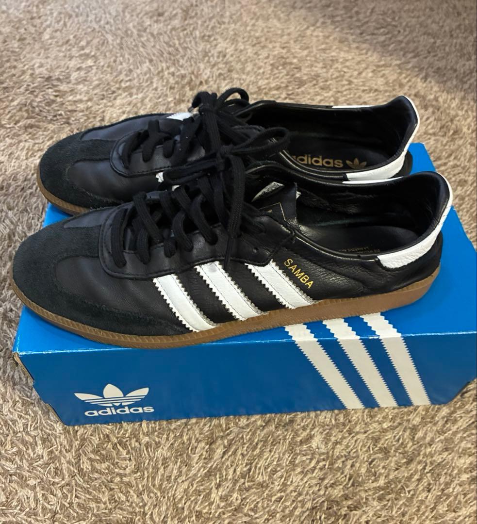 靴 adidas Samba decon