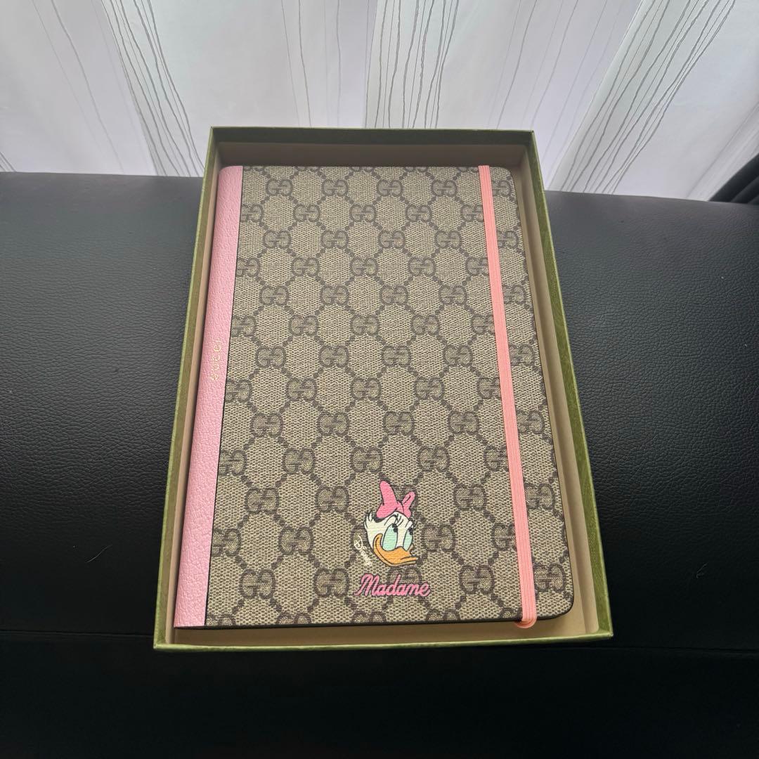 GUCCI デイジー ノート