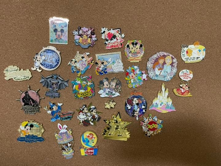 ディズニーピンバッジ