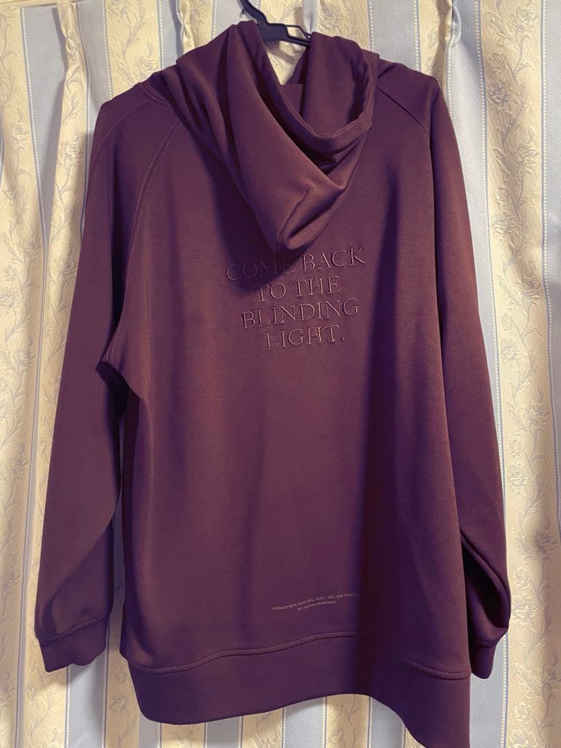 NIL DUE / NIL UN TOKYO パーカー