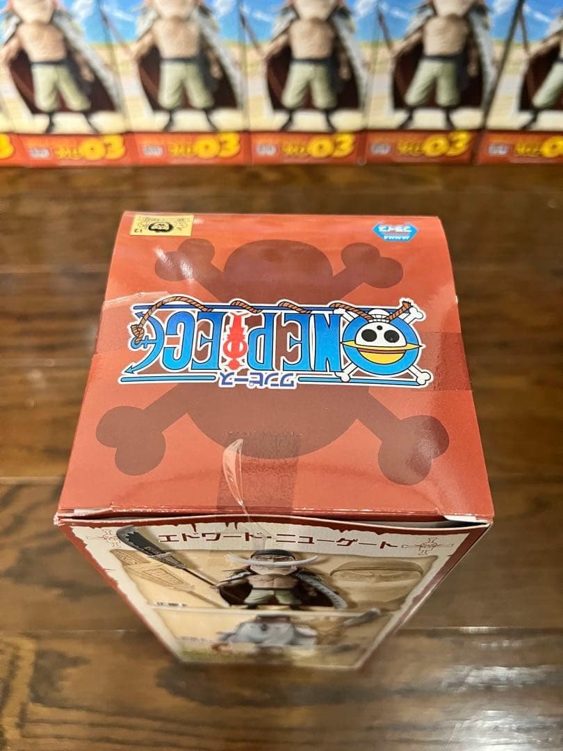 25個MEGAワールドコレクタブルフィギュアvol.3 エドワード・ニュー