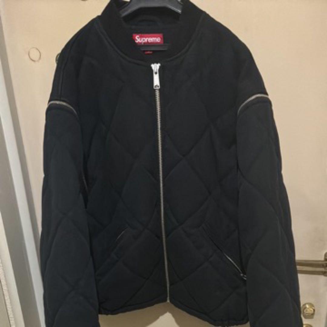 ジャケット・アウター Zip-Off Sleeve Quilted Bomber Jacket