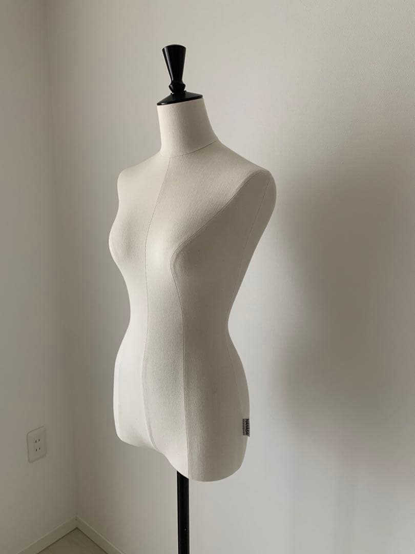 七彩 N-VALUE 女性用トルソー 布製 ブラックスタンド NANASAI - メルカリ