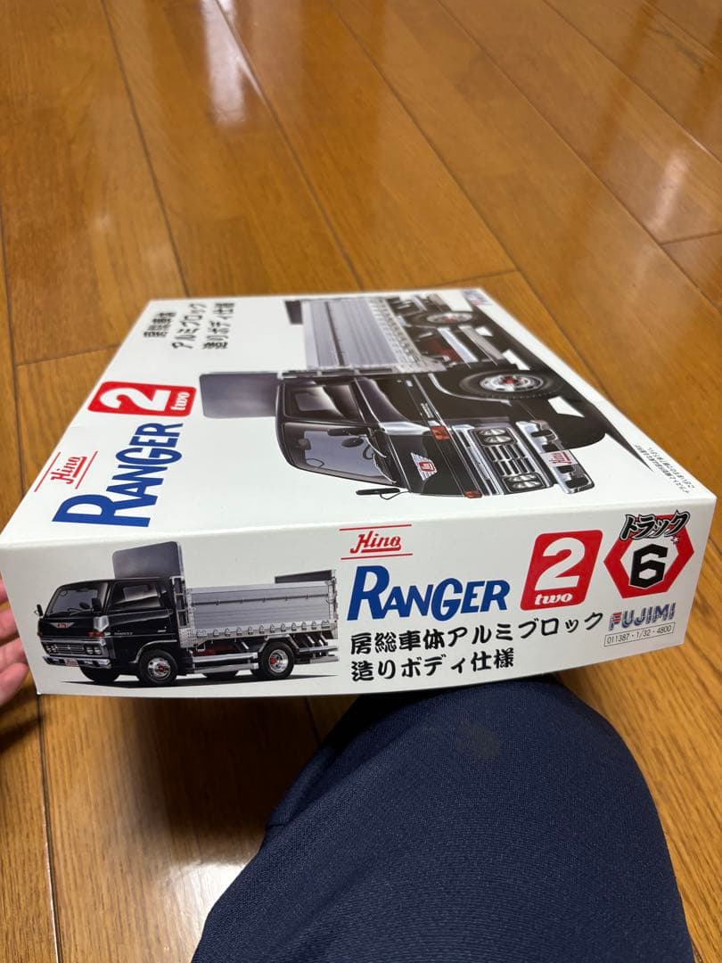 デコトラ フジミ 1/32 日野レンジャー2 アルミブロック 造りボディ