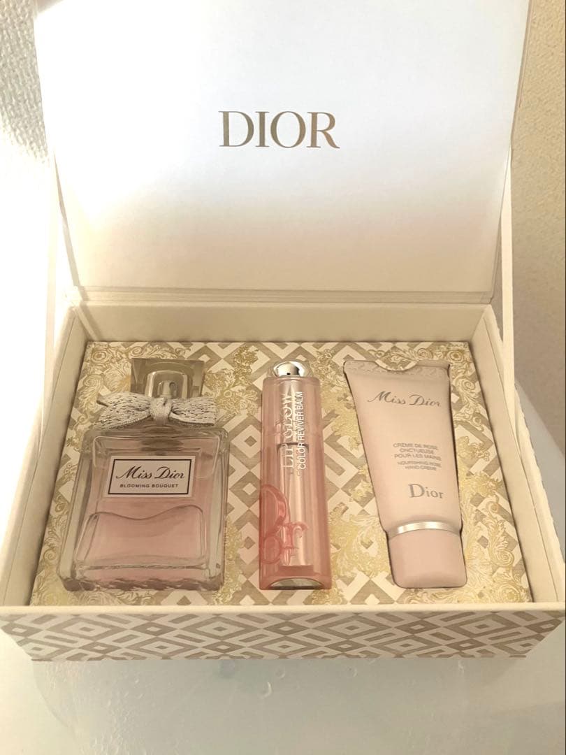 ミスディオール　ブルーミングブーケ　30ml コフレ　新品