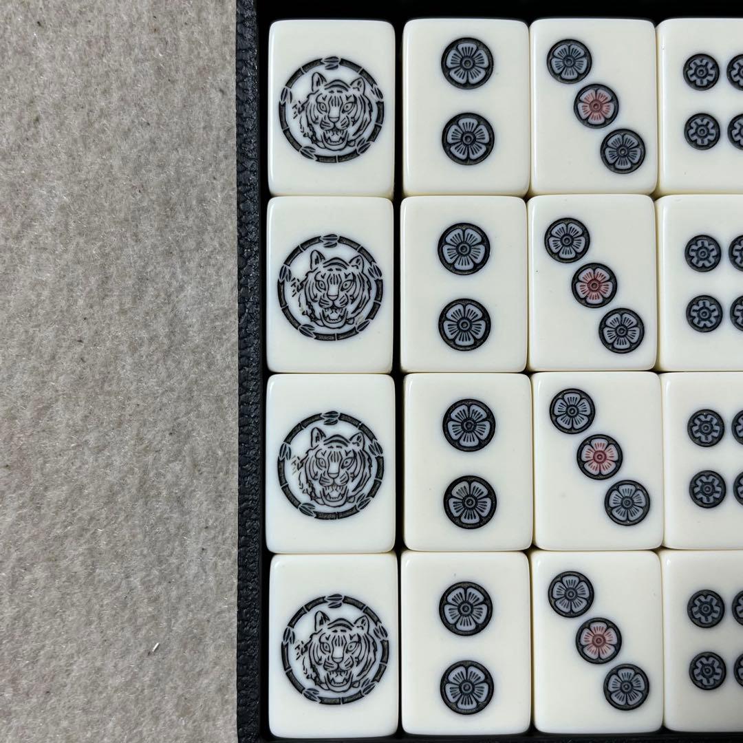 麻雀牌 関東書体 雀鬼 虎一筒 麻雀 重量牌 - メルカリ