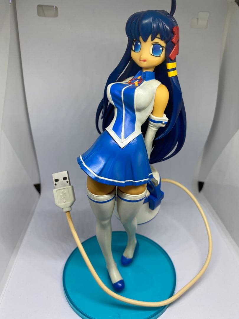 とらぶる・うぃんどうず XPたん フィギュア - メルカリ