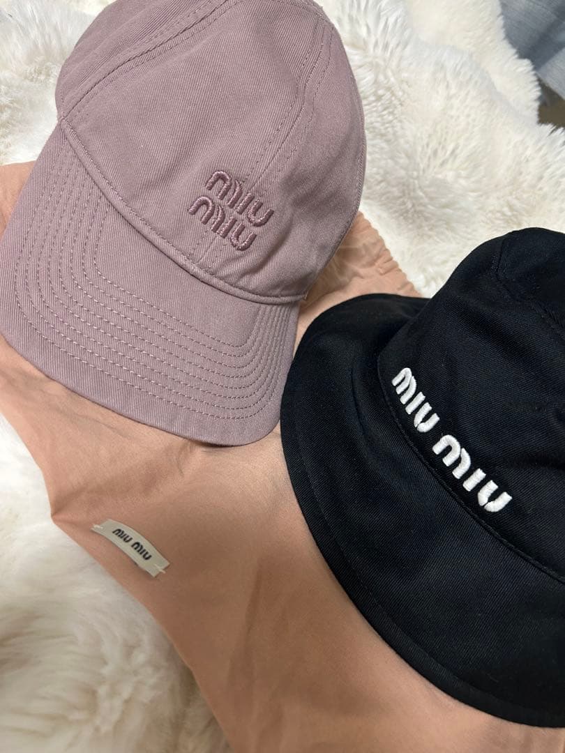 MIU MIU ピンク ドリルベースボールキャップ Sサイズ＋バケットハット