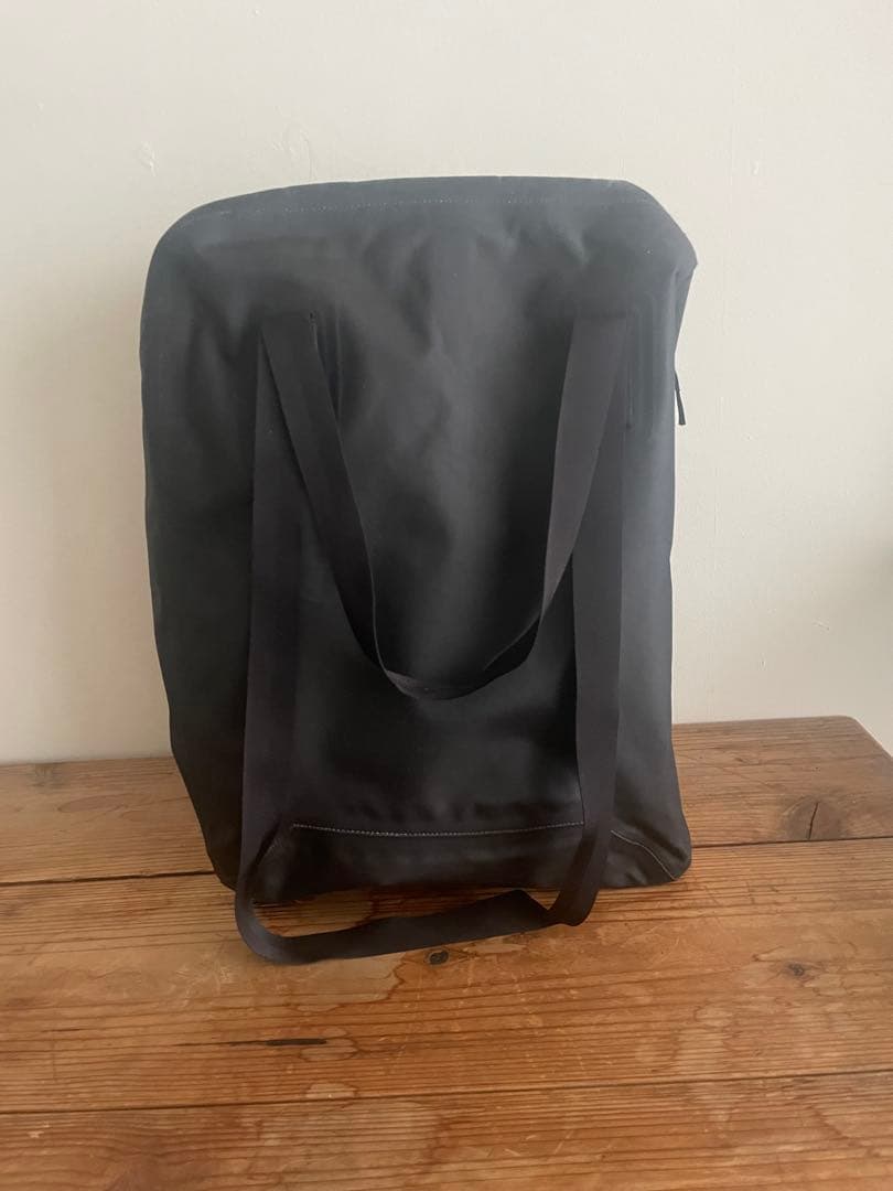 アークテリクスヴェイランス　トートバック