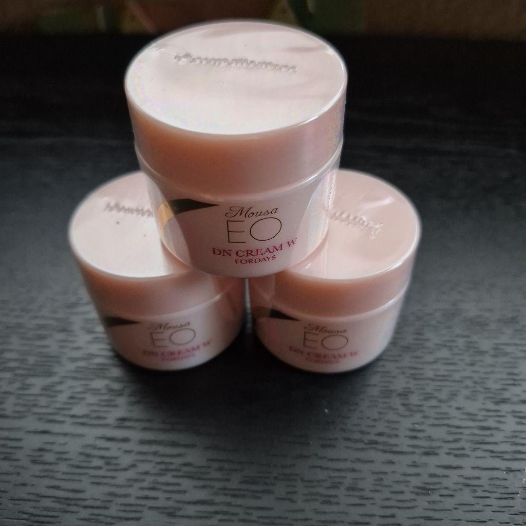 【新品未使用】フォーデイズ　ムーサイオ　クリームW II 30g　3個セット