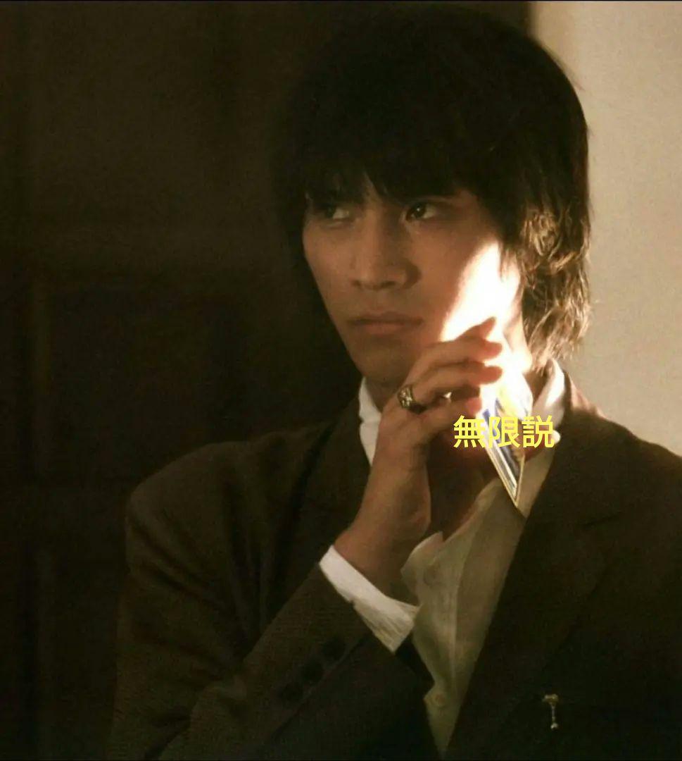 ARTWORKS 仮面ライダー 龍騎 ライアサバイブ アートワークスから発売された『仮面ライダーライア サバイブ』開封品