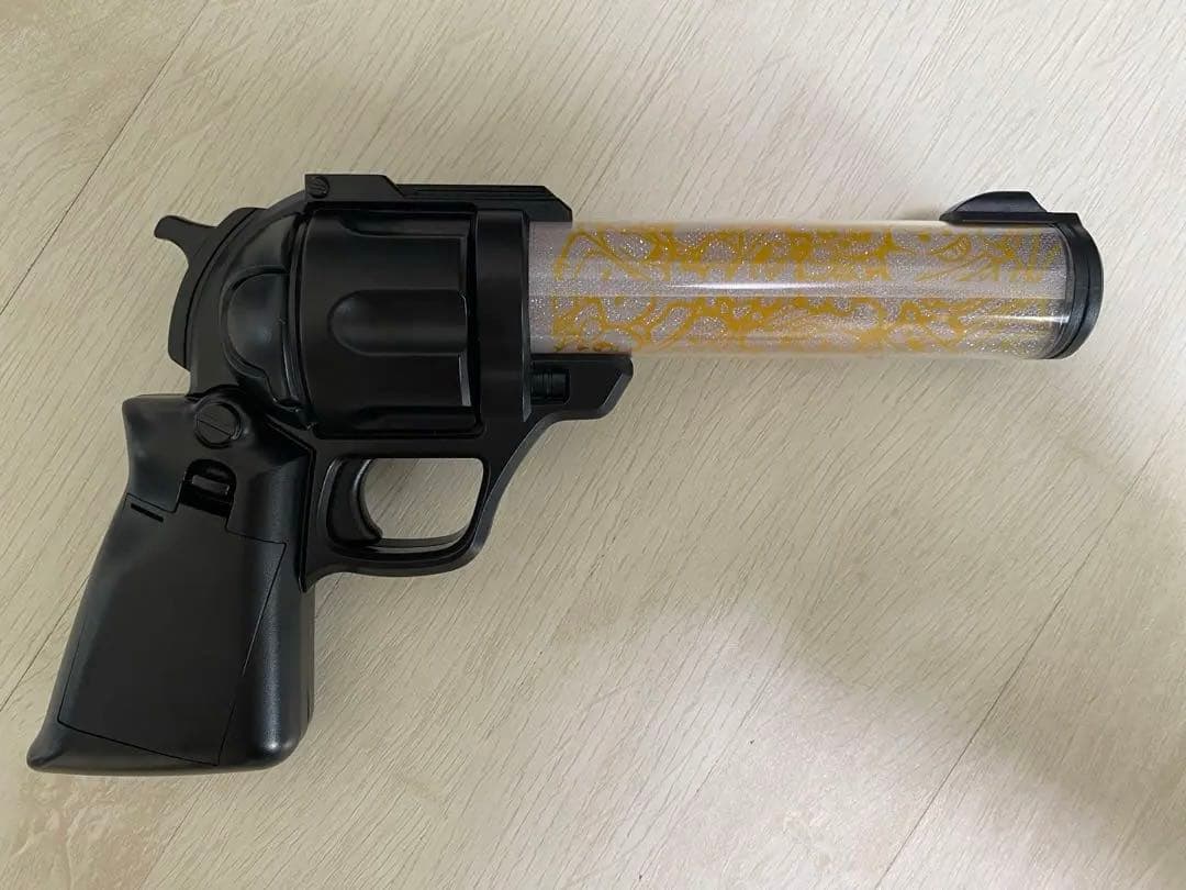 限界リボルバー 型 ペンライト イベント限定おまけ付き GENKAI - メルカリ