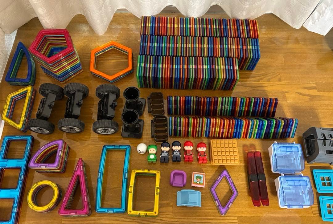 ボーネルンド・マグフォーマー磁石知育玩具