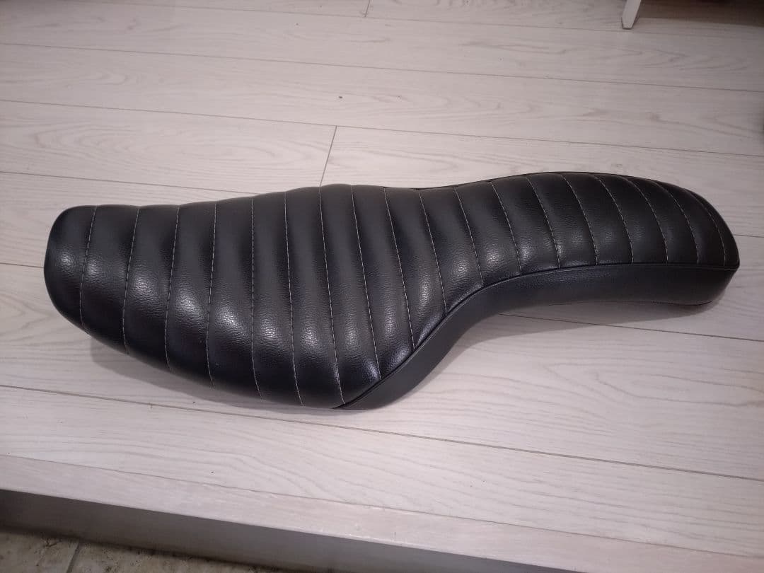 ハーレースポーツスターコブラシート