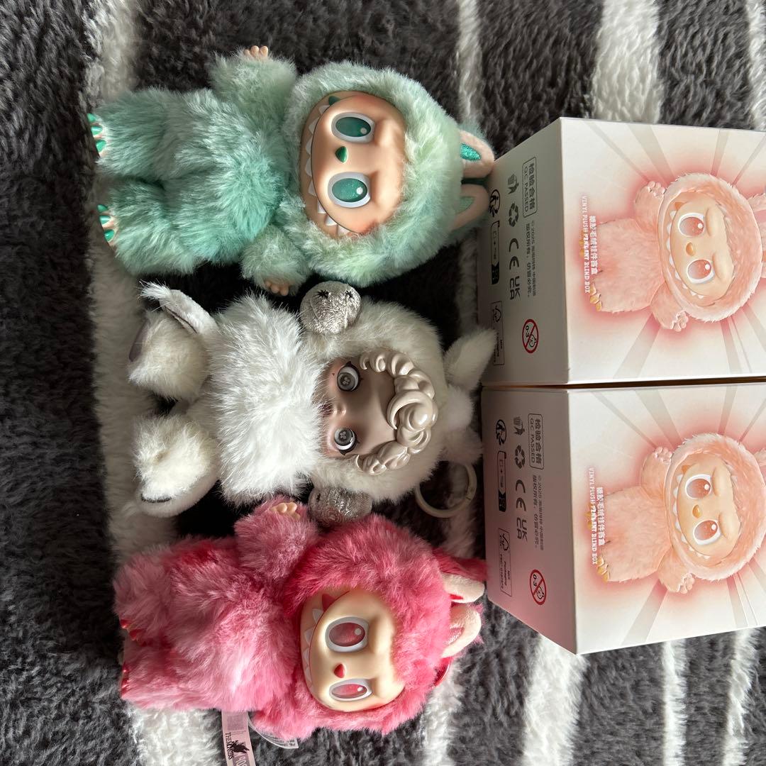 ラブブ、スカルパンダ、クライベイビーセット売り！ - メルカリ