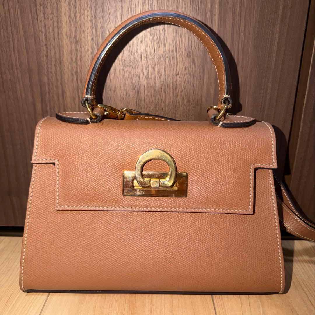 Carbotti★ 美品 GRETA 245 ハンドバッグ CARBOTTI（カルボッティ） ハンドバッグ GRETA 245 V2 グレタ