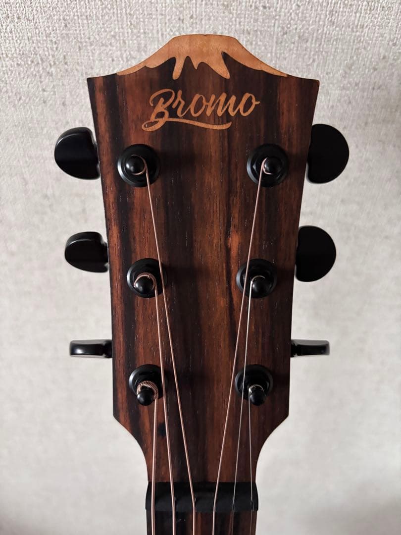 トップ単板 オールマホガニー　Bromo BAT1M ドレッドサイズ Bromo BAT1M ブロモ アコースティックギター トップ単板 マホガニー