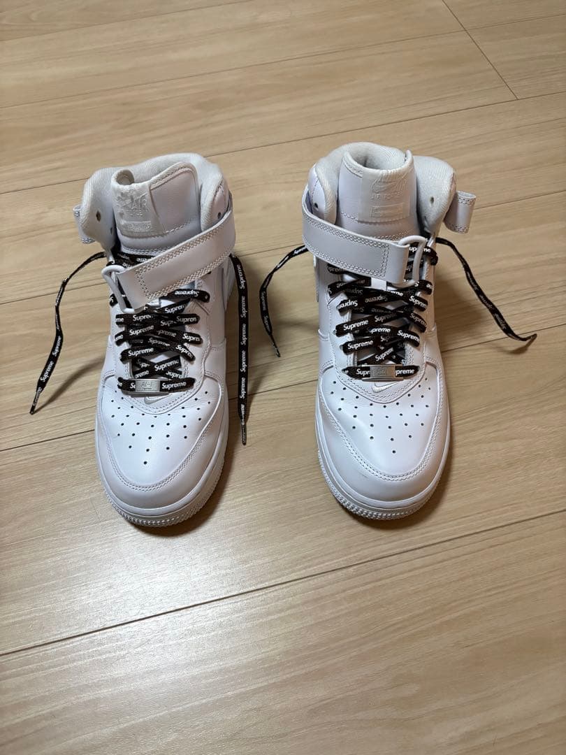 ナイキ エアフォース1 MID Supreme