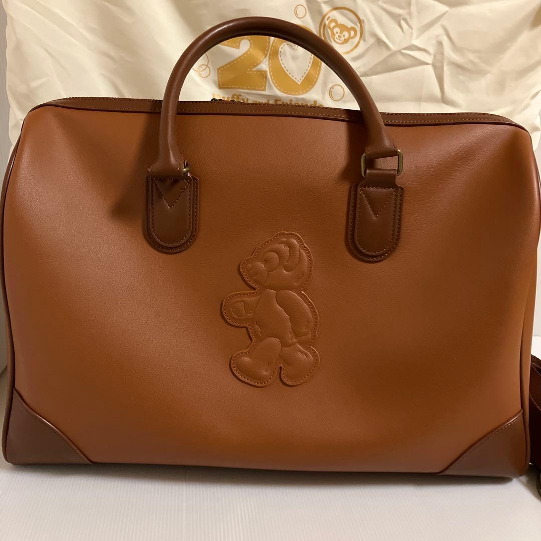 ダッフィー＆フレンズ　20周年記念ボストンバッグ