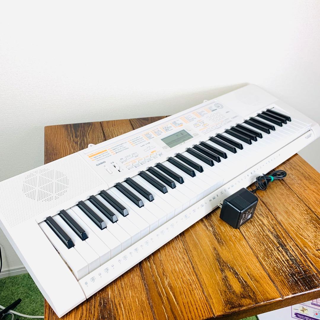 CASIO 61鍵盤 光ナビゲーションキーボード LK-118 電子ピアノ