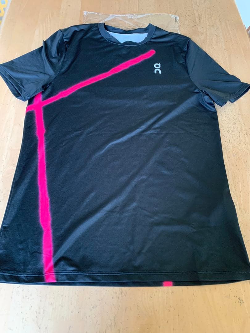 【希少XSサイズ】On court グラフィックTシャツ