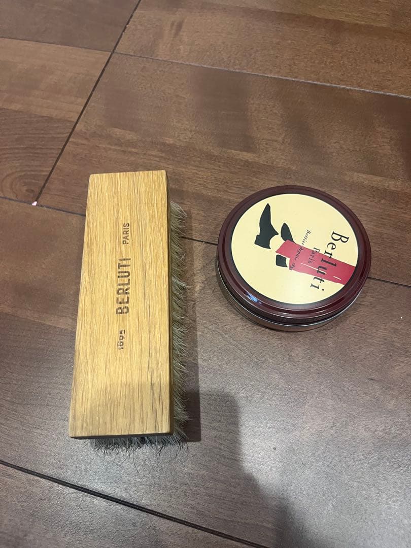ベルルッティ　ブラシ　オイル
