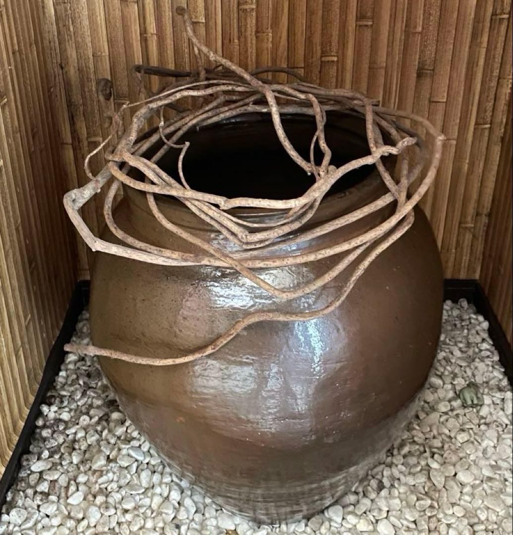 送料無料 特大 骨董 睡蓮鉢 メダカ鉢 水鉢 庭園インテリア　陶器 壺 かめ