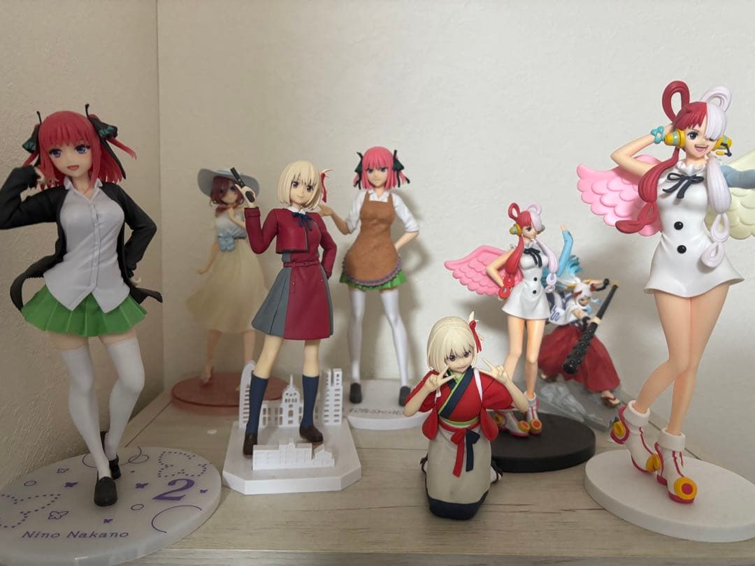 アニメフィギュア バラ売り可