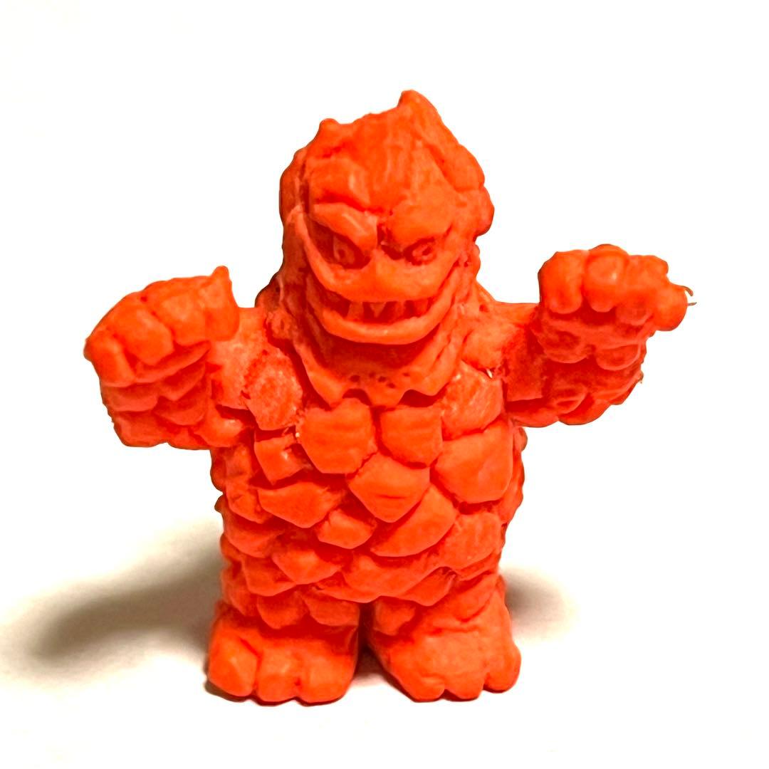 □当時物・レトロ□ウルトラマン・怪獣消しゴム 12・ゴルバゴス・円谷