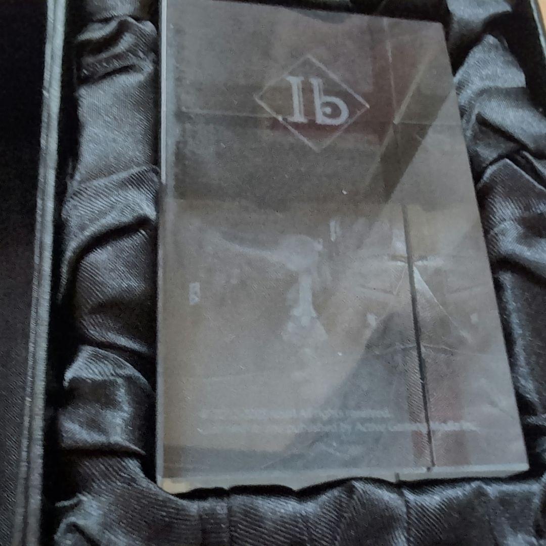 Ib 購入特典　クリスタルプレート ロゴ入り