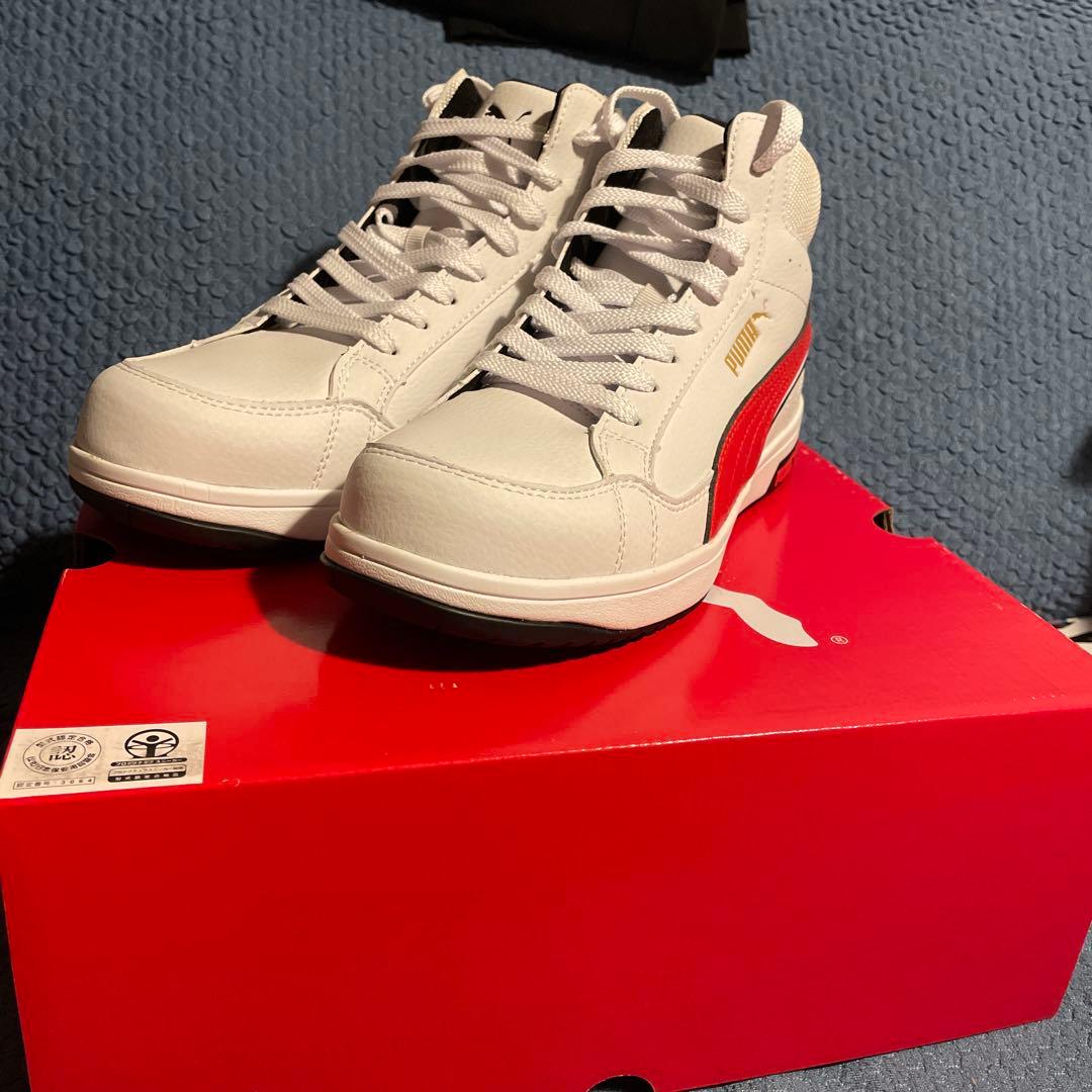 値下げ！安全靴 PUMA 63.208.0セーフティー ホワイト　25.5㎝