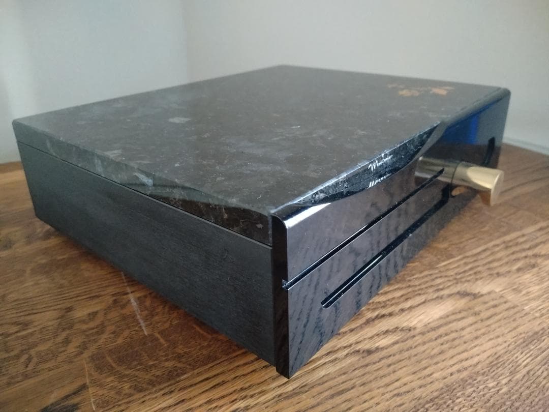 Musica 日本製パワーアンプ \"Raicho-es pow\"