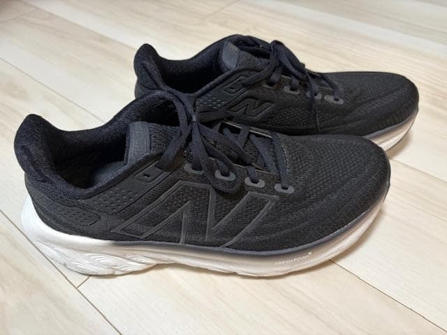 takanet99様 New Balance M1080K13 シューズ箱付発送