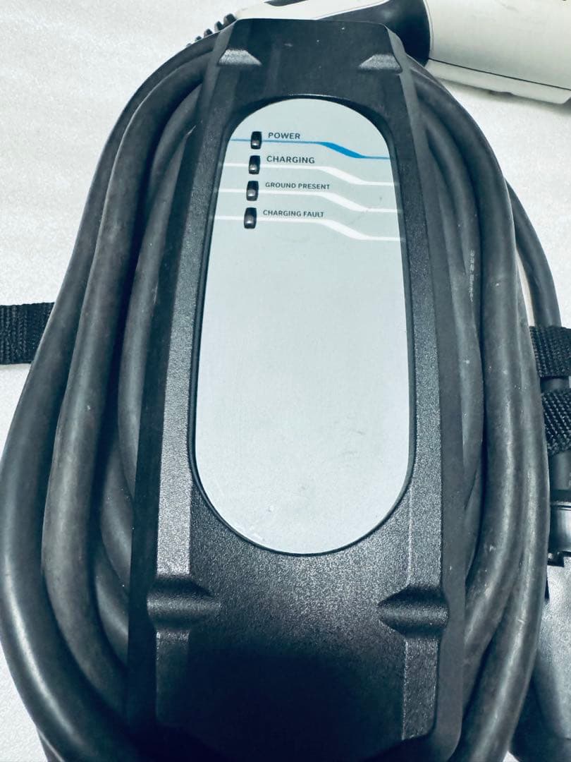 BMW純正充電ケーブル 8648050-02 826 - メルカリ