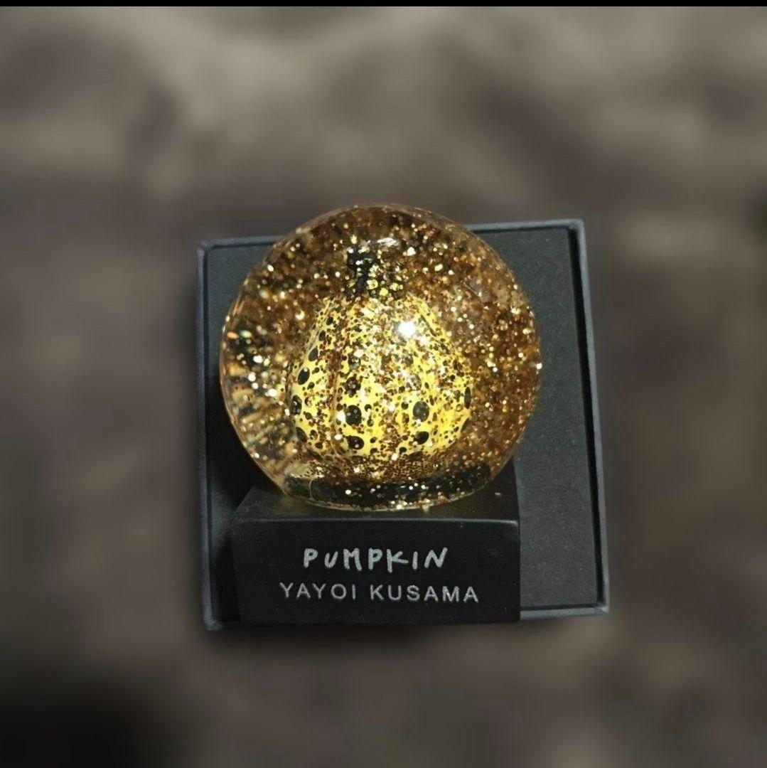 草間彌生 スノードーム かぼちゃ