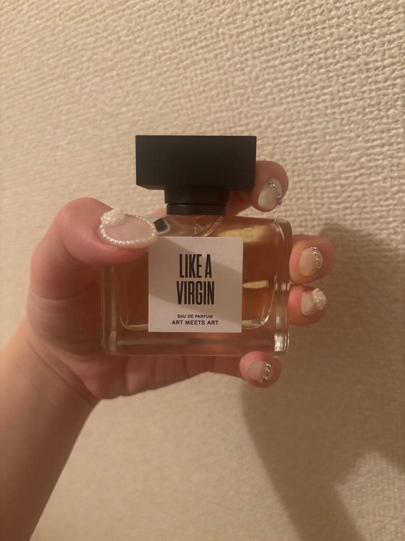 A.M.A(ART MEET ART)LIKE A VIRGIN 香水