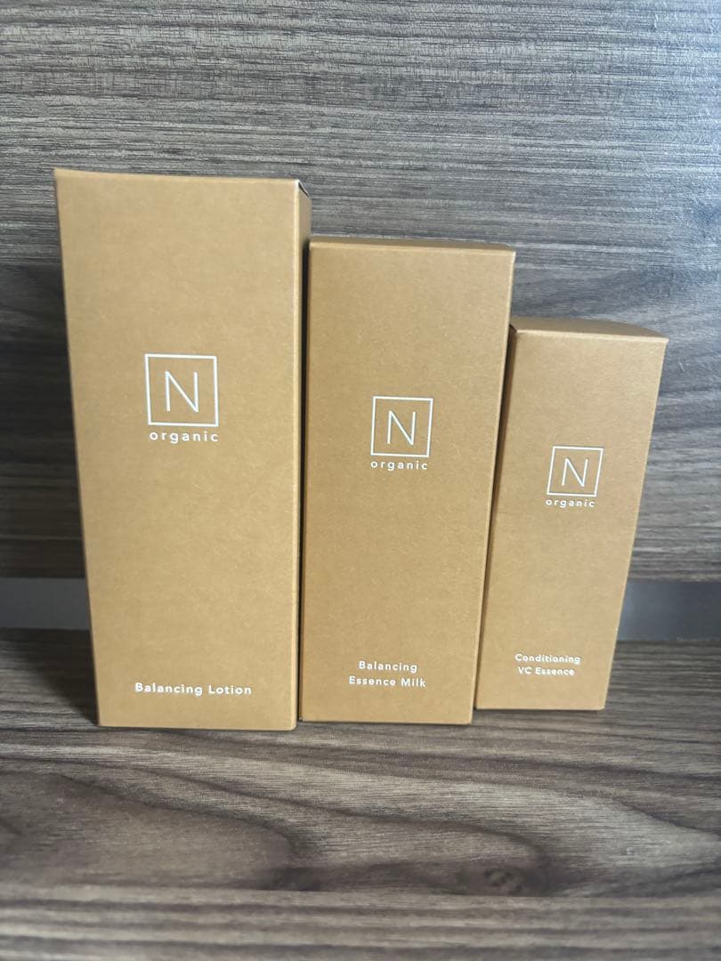 Nオーガニック　ベーシック　バランスローション　エッセンスミルク　VCエッセンス
